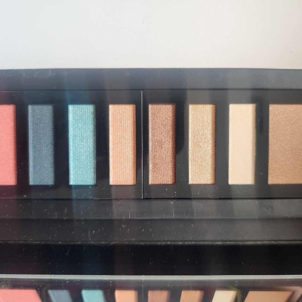 Lancome Color Design EyeShadow Palette with Blush (Metallic Mania)
